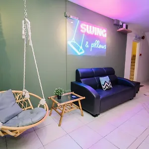 Auberge de jeunesse Swing & Pillows @ Malabar, George Town