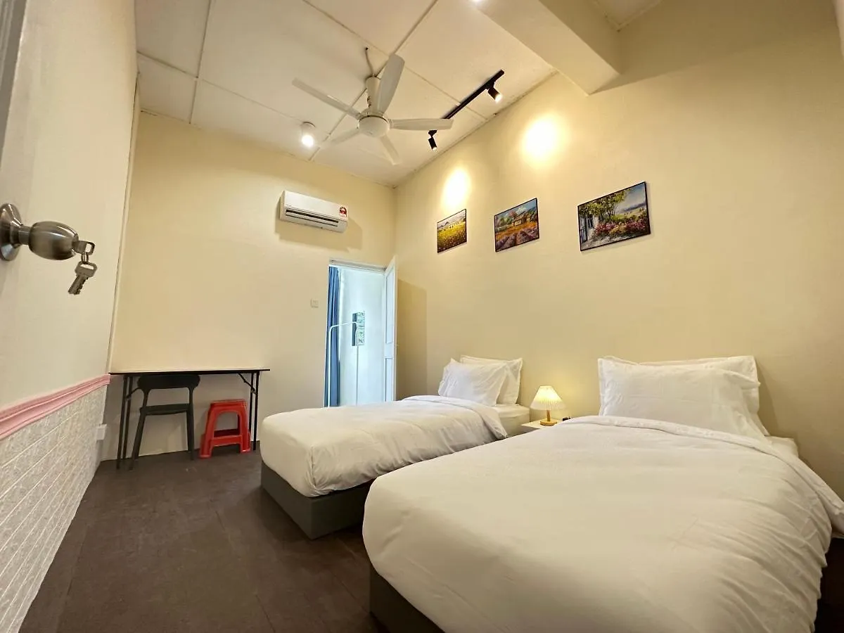 Ww Hostel 22A Private Shower George Town 0*,  Malaysia